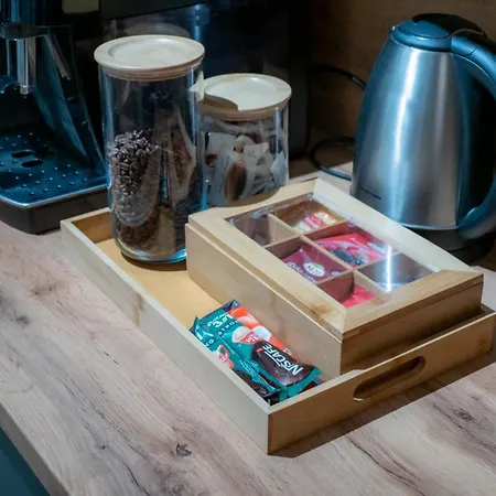 Snowluxe Free Garage *