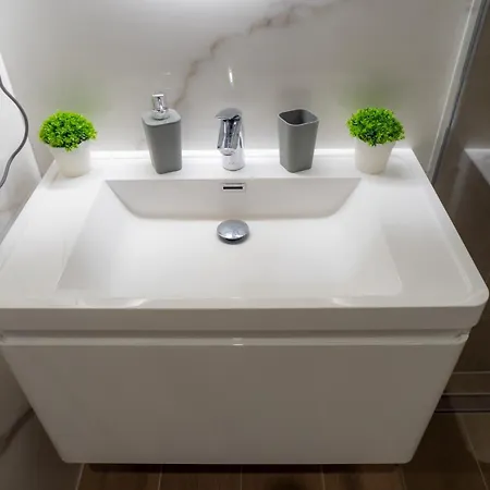 Snowluxe Free Garage Apartment *