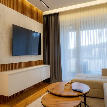 아파트 Snowluxe Free Garage