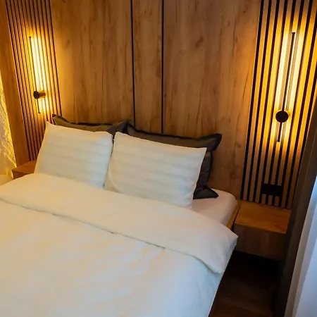 Snowluxe Free Garage 아파트